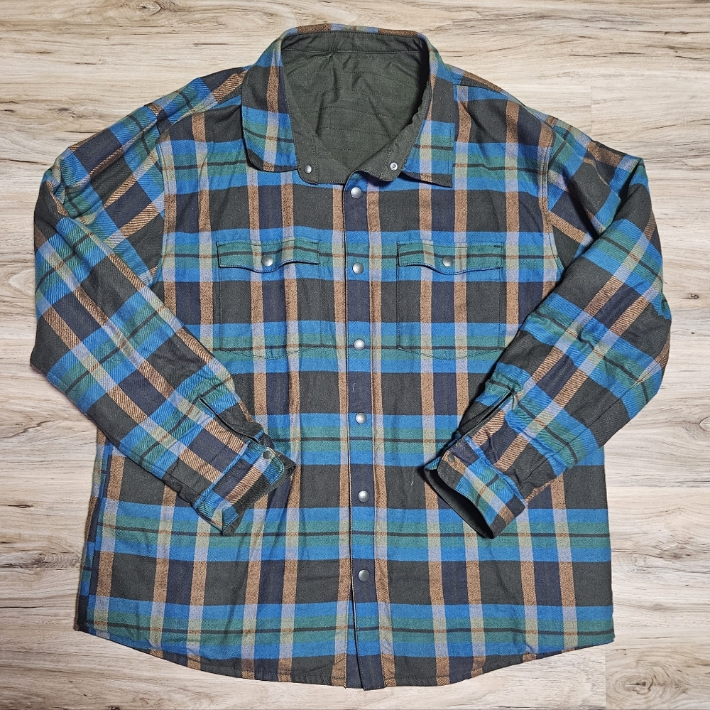 Cotopaxi Men's Plaid And Green Reversible Jacket